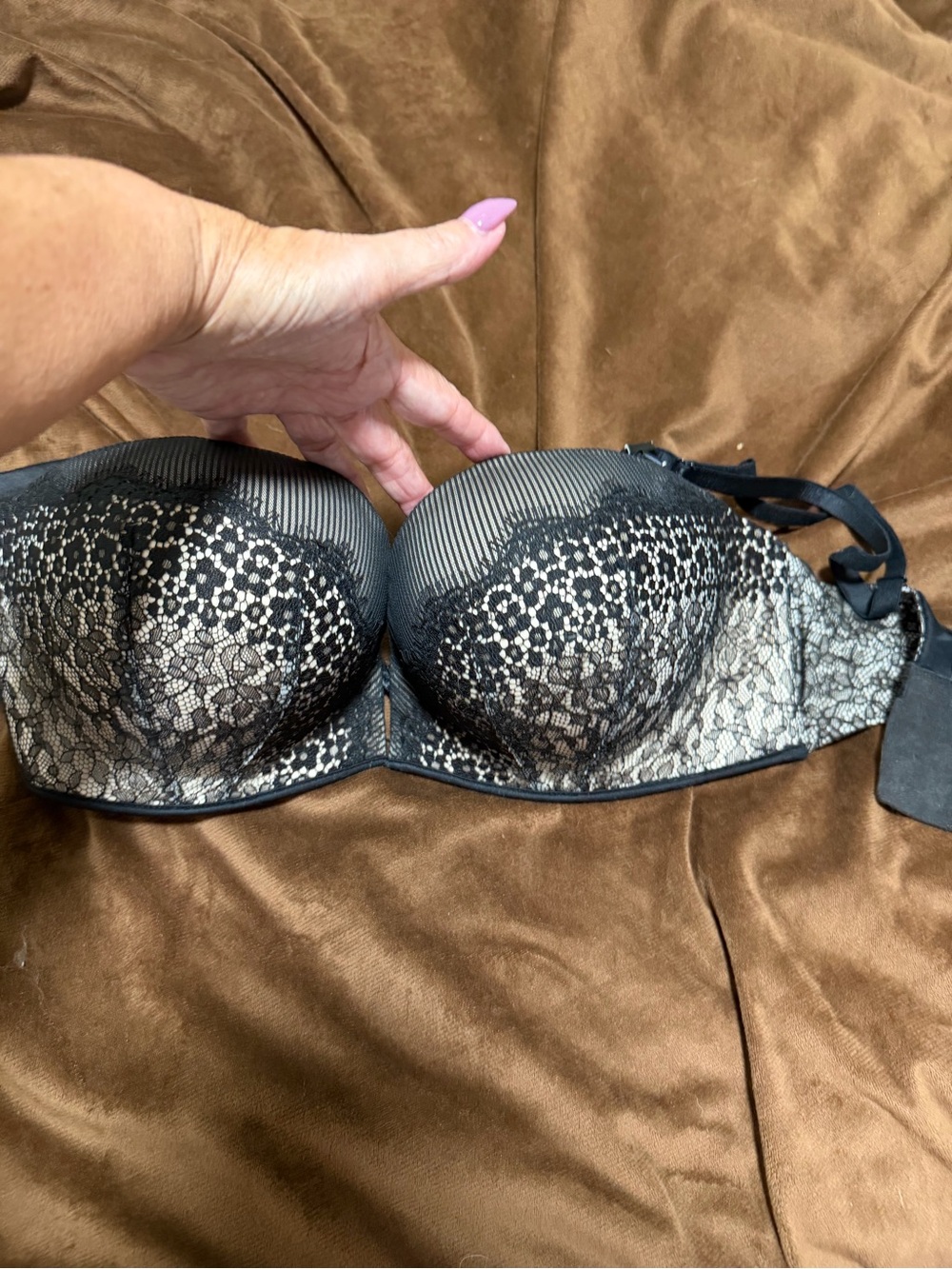 Victoria's Secret Bombshell Black Lace Strapless Push-Up Bra